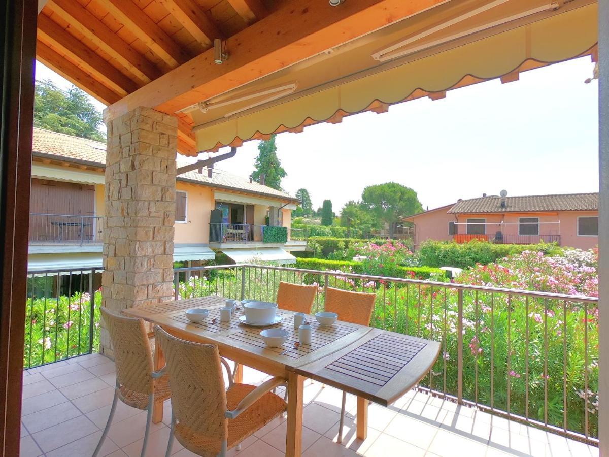 Evelyn Pool Apartment -Only Family- Bardolino Eksteriør bilde
